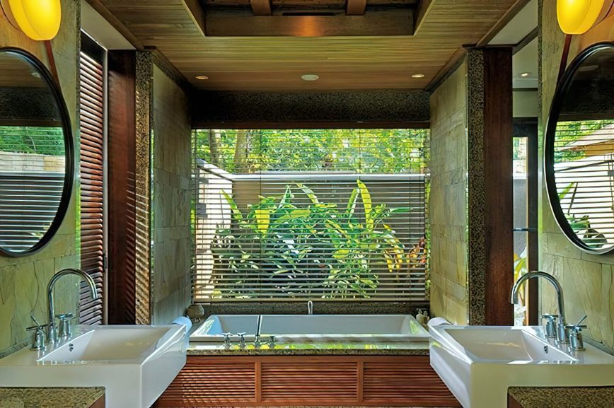 Constance Ephelia Resort - Port Launay, Mahe, Seychelles - Beach Villa Bathroom