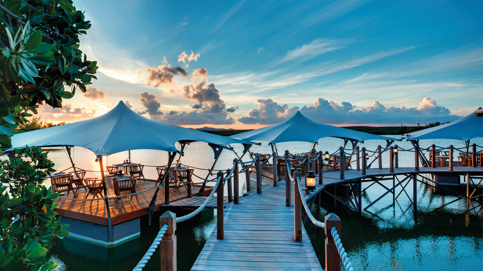 Constance Prince Maurice Resort – Mauritius – Le Barachois Overwater Restaurant
