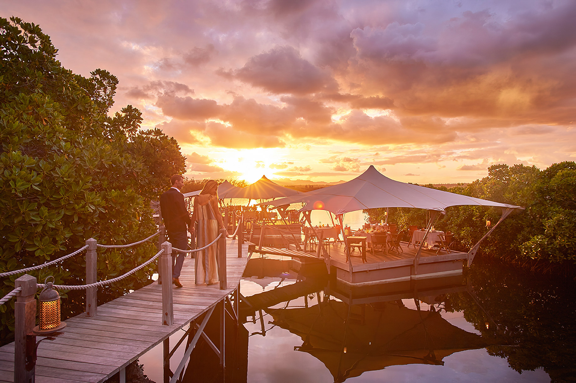 Constance Prince Maurice Resort – Mauritius – Le Barachois Overwater Restaurant Sunset