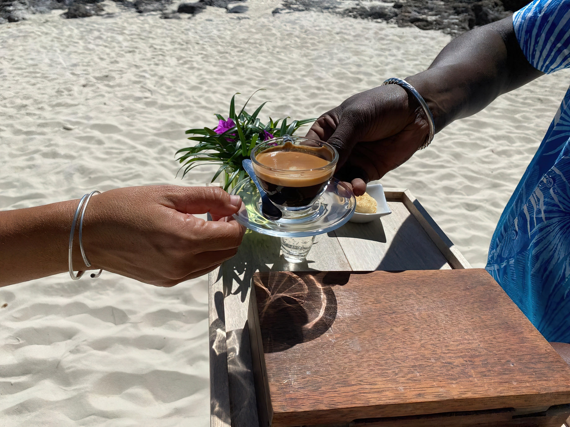 Constance Tsarabanjina Island Resort – Madagascar – Beachfront Service