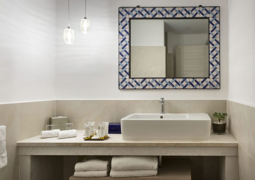 Baglioni Resort Sardinia - San Teodoro, Sardegna, Italy - Superior Room Bathroom