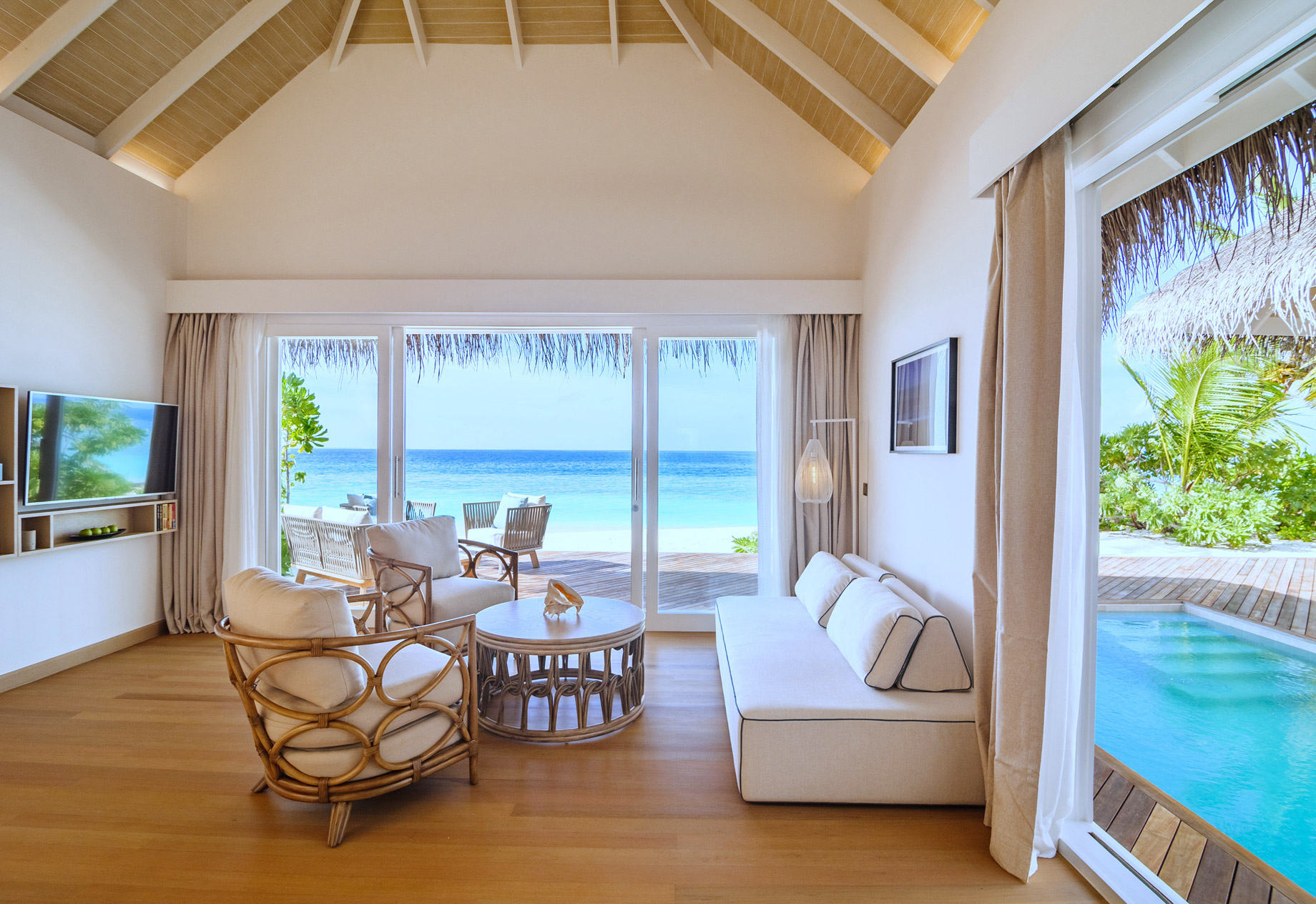 Baglioni Resort Maldives – Maagau Island, Rinbudhoo, Maldives – Beach Villa Pool Suite Interior