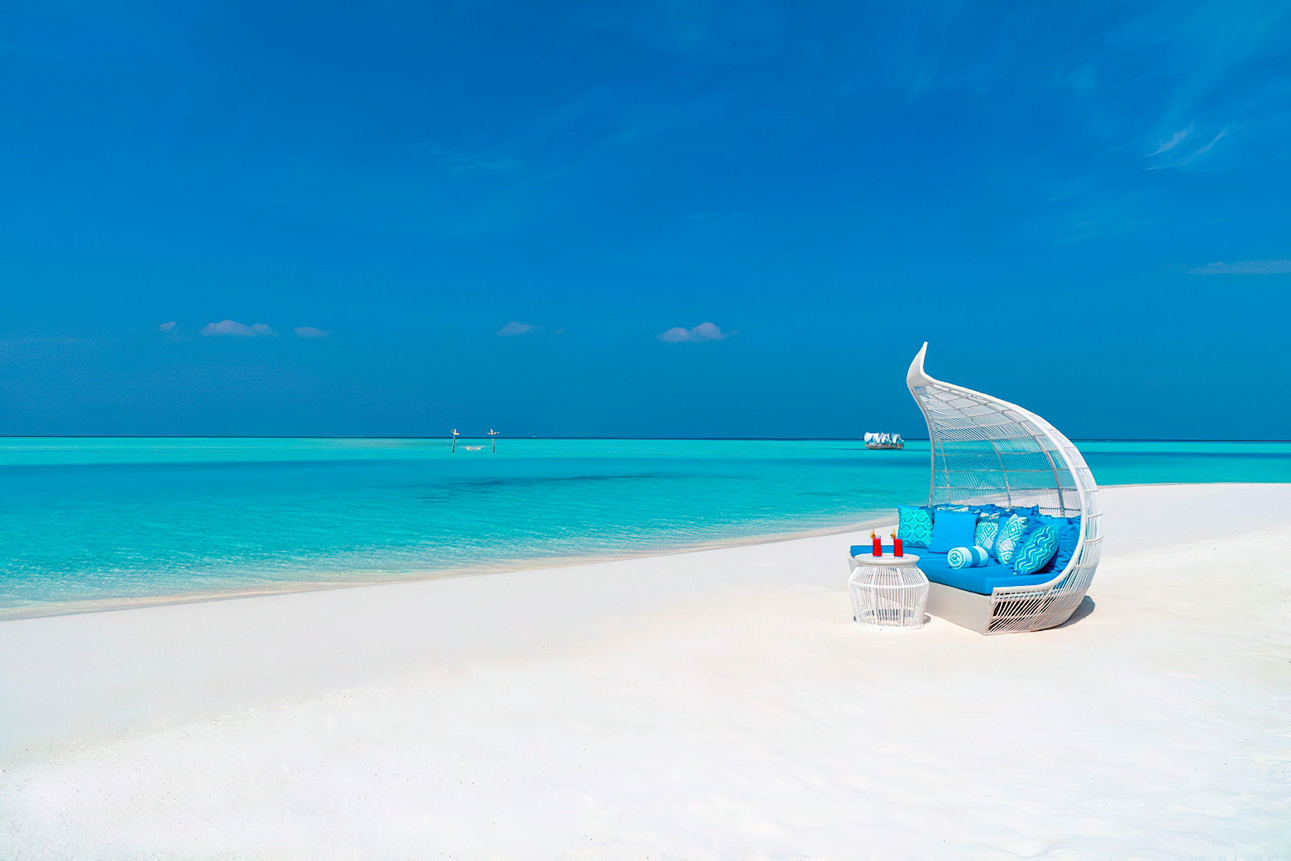 Anantara Thigu Maldives Resort – South Male Atoll, Maldives – White Sand Beach