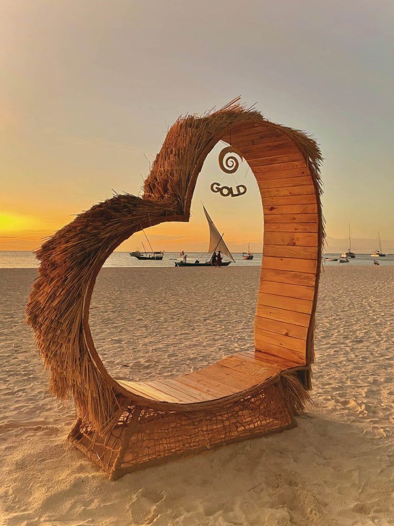 Gold Zanzibar Beach House & Spa Resort - Nungwi, Zanzibar, Tanzania - Gold Beach Heart Chair