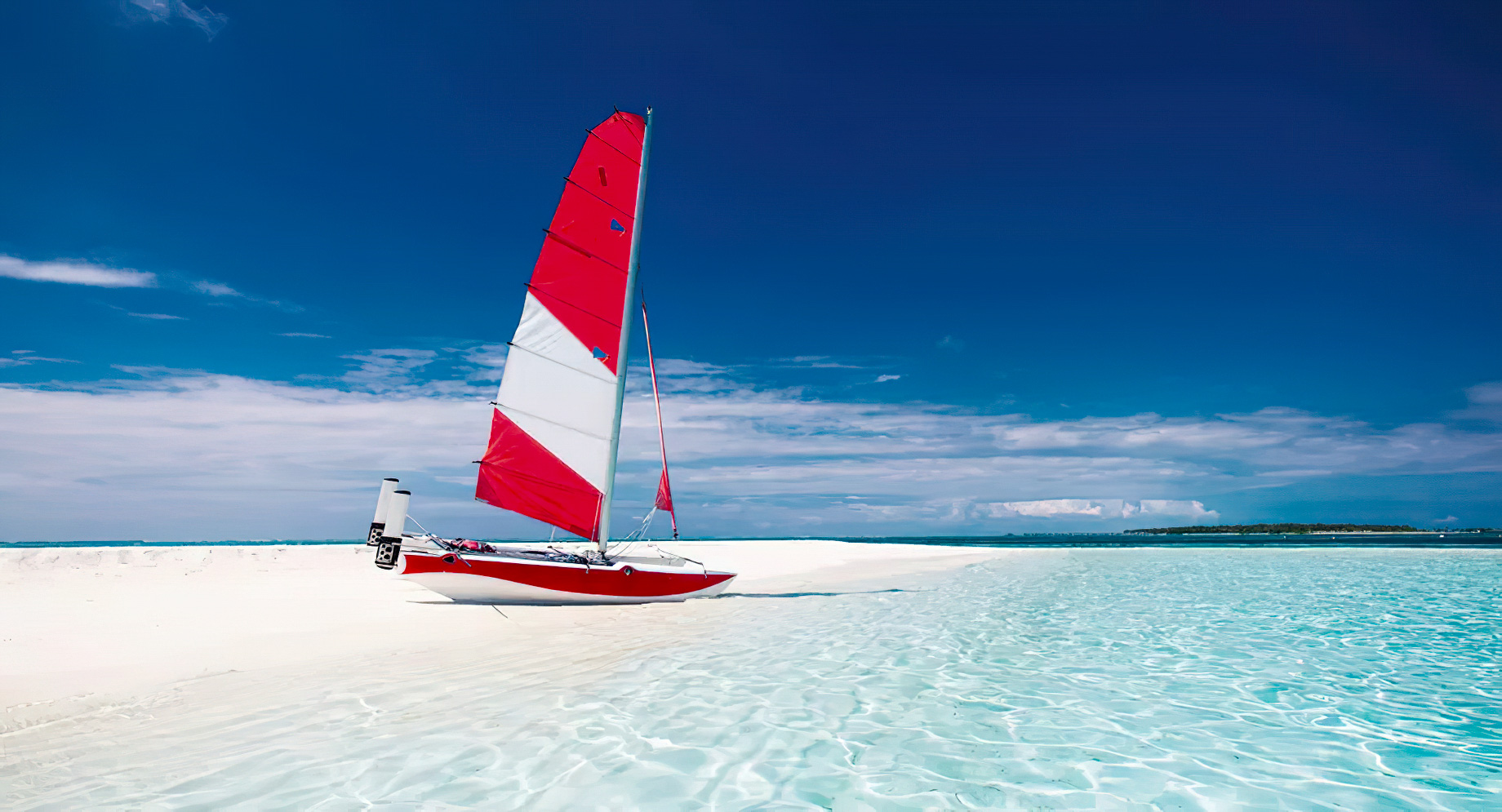 Anantara Thigu Maldives Resort – South Male Atoll, Maldives – Watersports Sailing