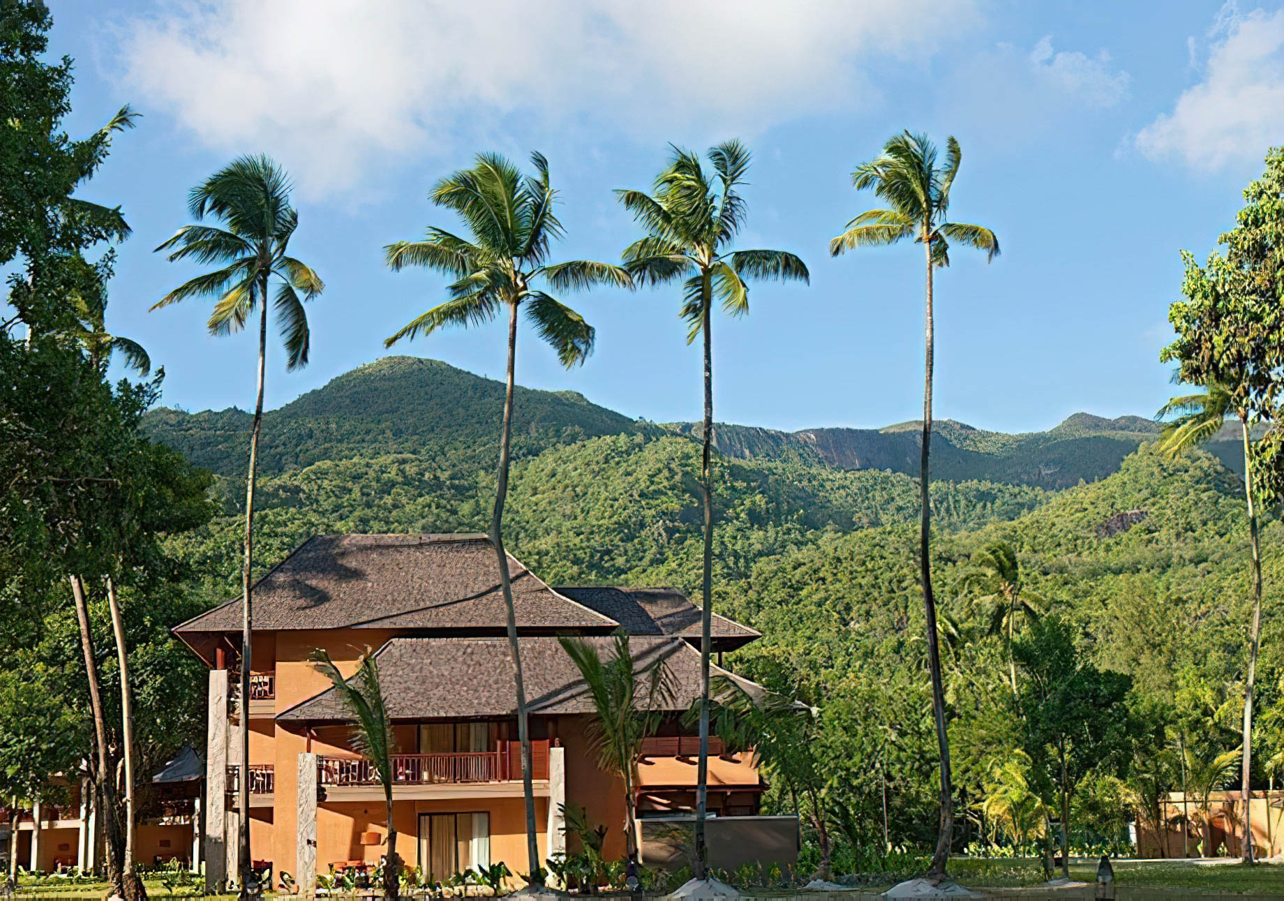 Constance Ephelia Resort – Port Launay, Mahe, Seychelles – Senior Suite Exterior