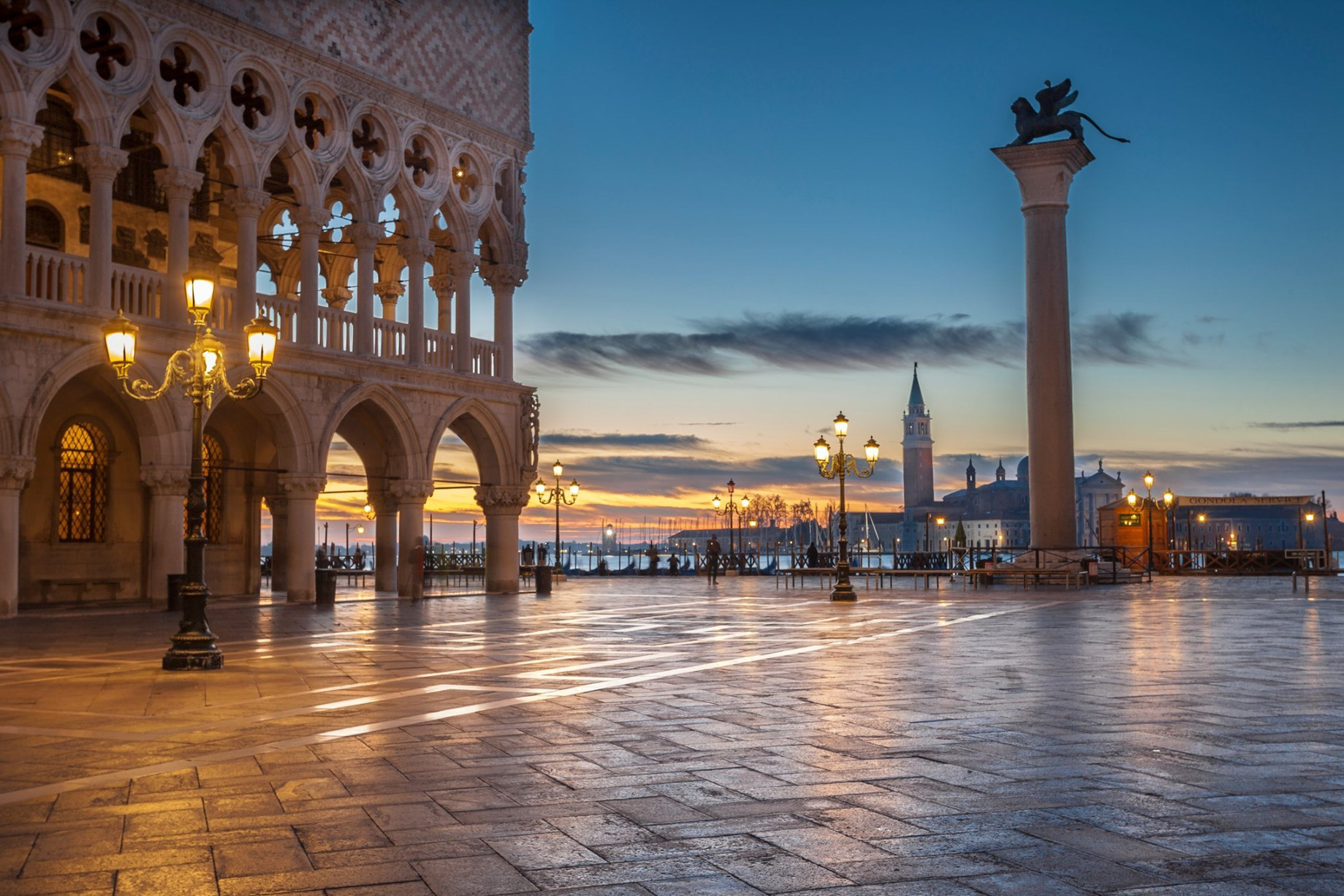 Baglioni Hotel Luna, Venezia – Venice, Italy – Piazza San Marco Night View