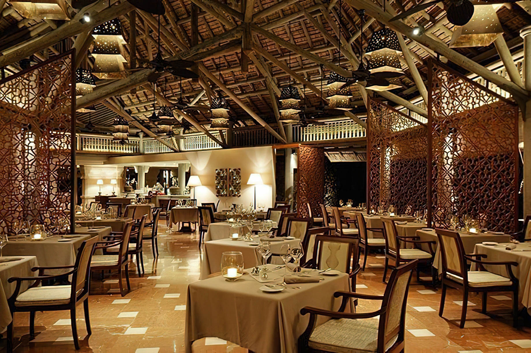Constance Prince Maurice Resort – Mauritius – Archipel Restaurant Seating