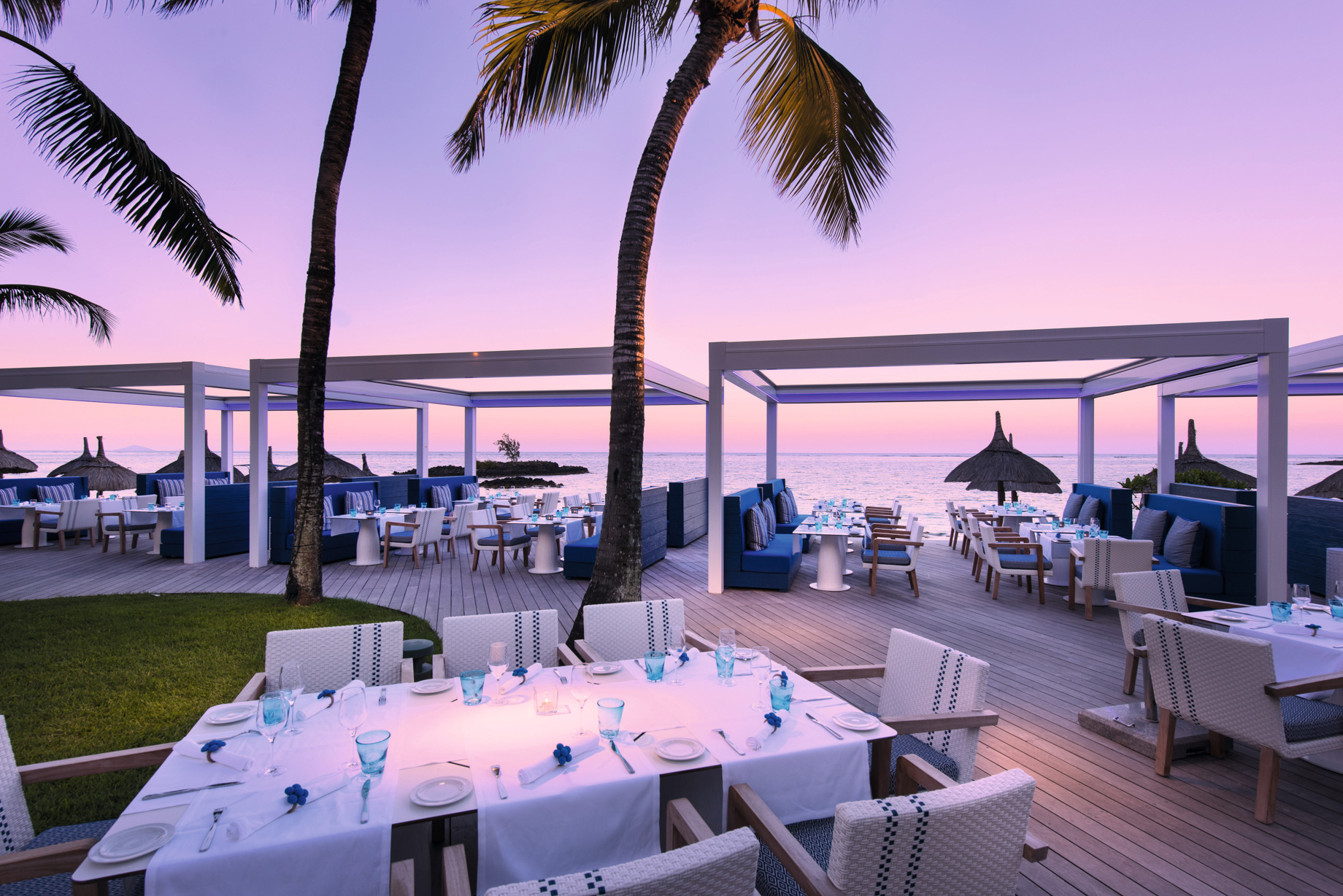Constance Belle Mare Plage Resort – Mauritius – Indigo Restaurant Outdoor Dining