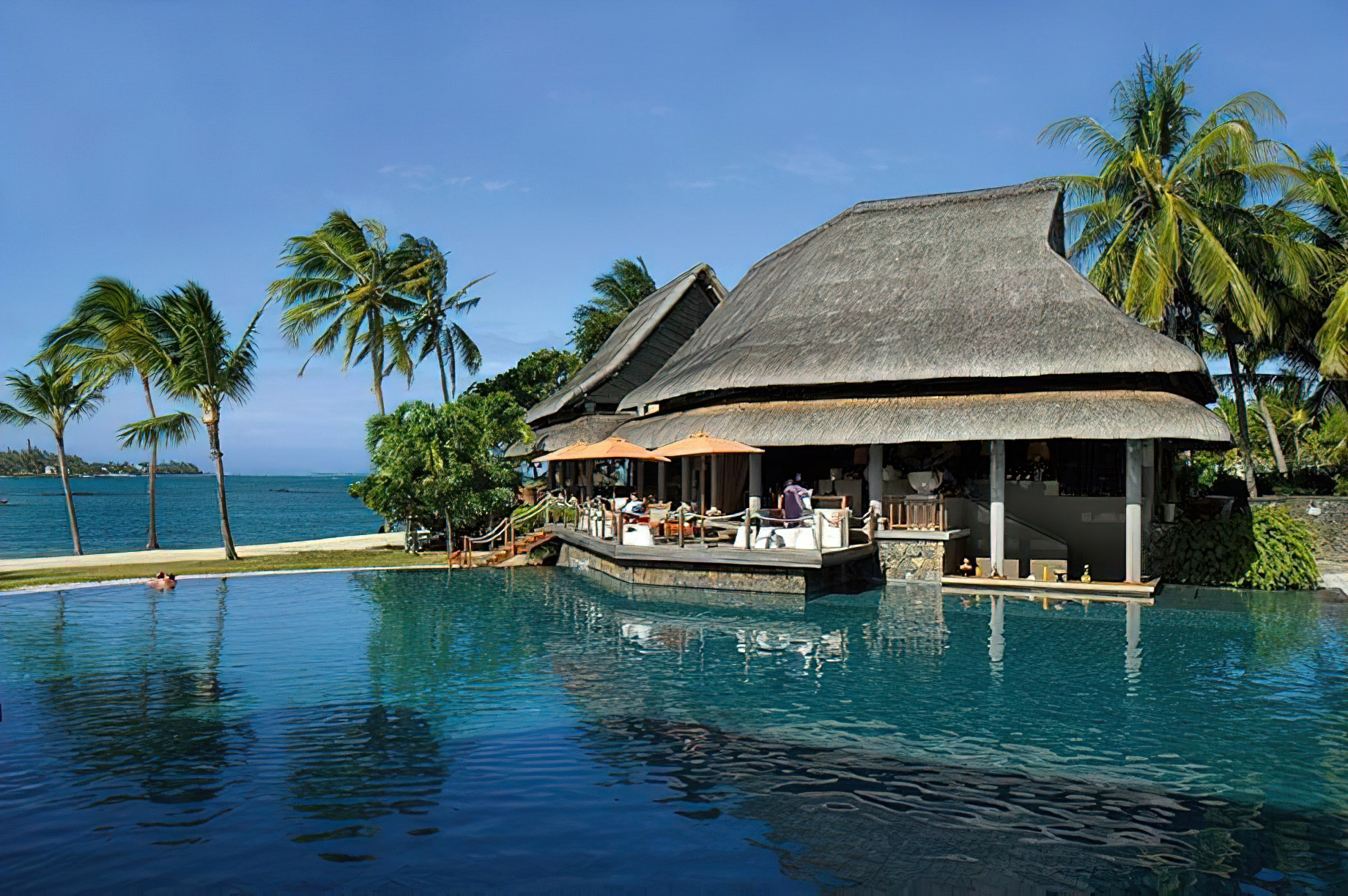 Constance Prince Maurice Resort – Mauritius – Laguna Bar Exterior