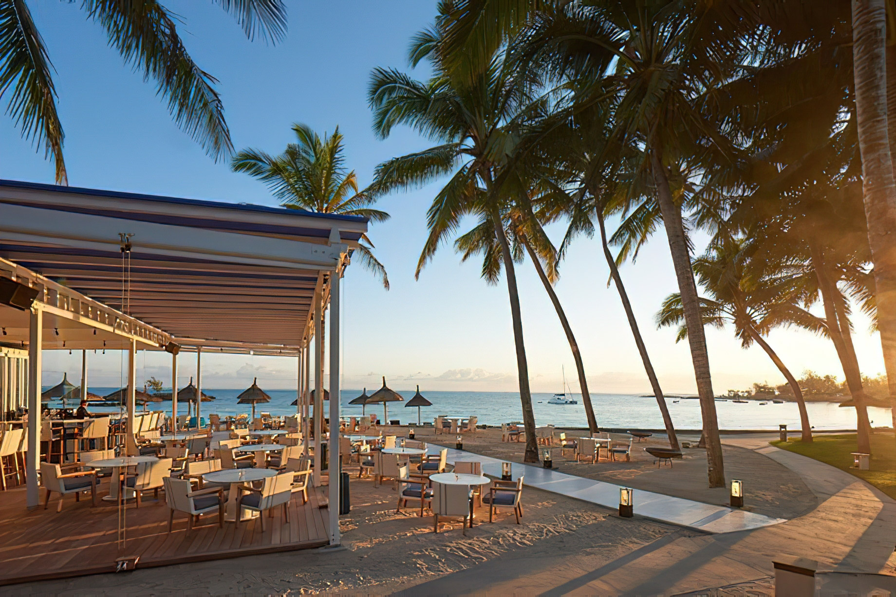 Constance Belle Mare Plage Resort – Mauritius – The Blu Bar