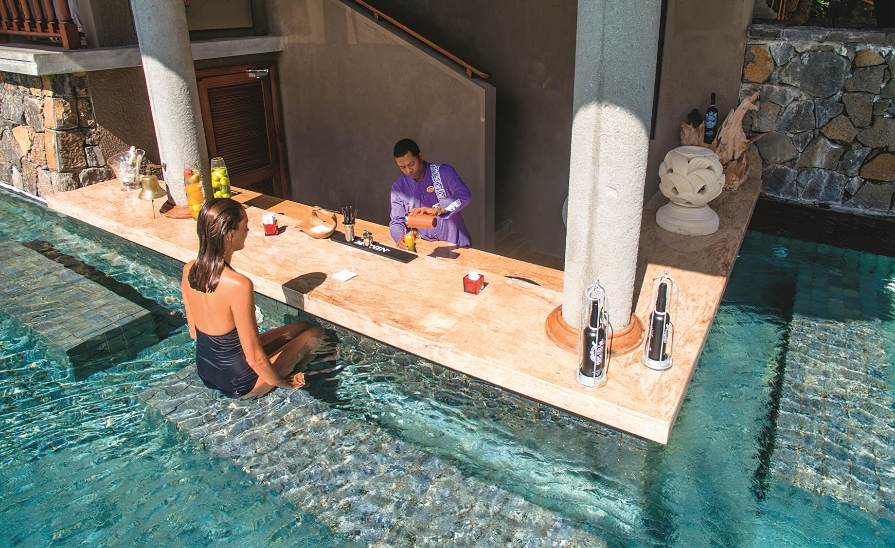 Constance Prince Maurice Resort – Mauritius – Laguna Bar Poolside