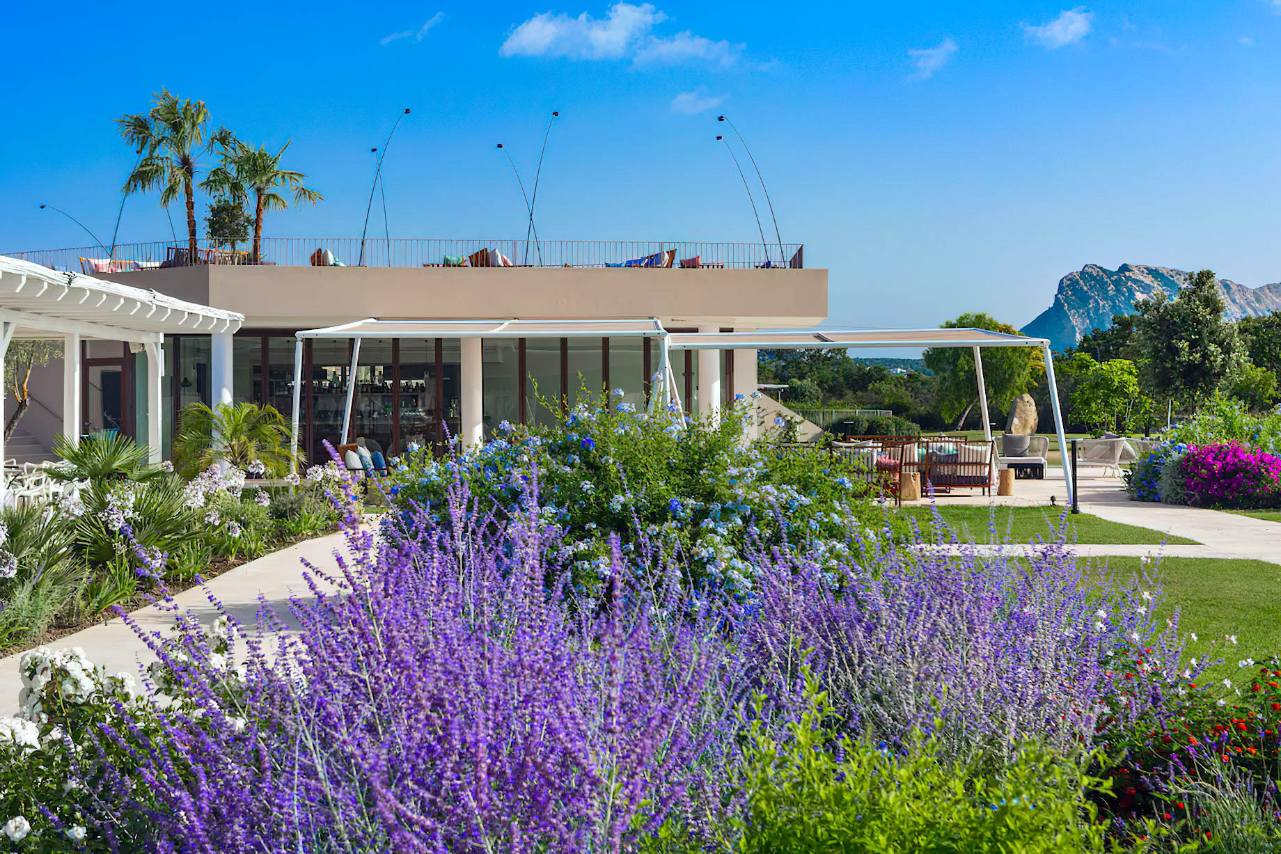 Baglioni Resort Sardinia – San Teodoro, Sardegna, Italy – Pool Bar Exterior