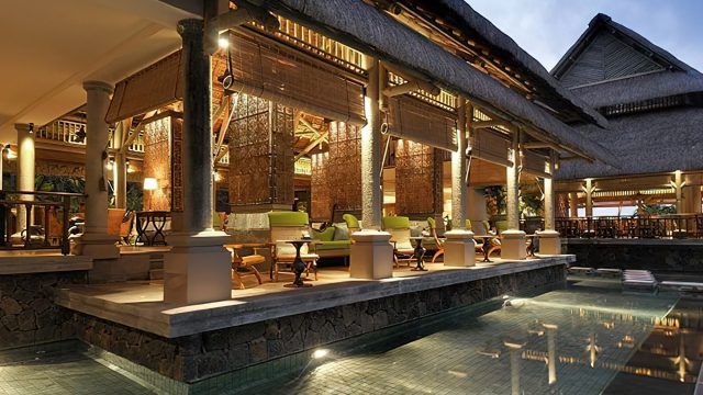 Constance Prince Maurice Resort - Mauritius - Lotus Lounge Poolside Bar