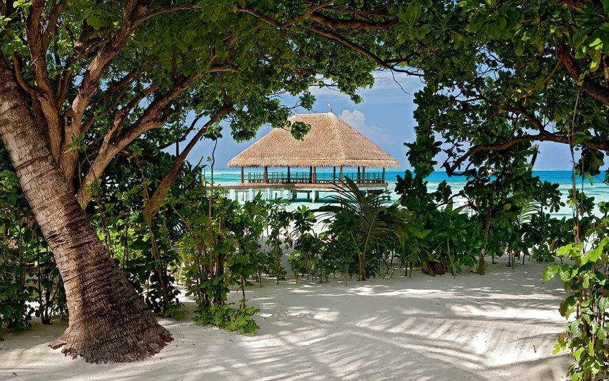 Constance Moofushi Resort - South Ari Atoll, Maldives - Honeymoon Jetty Beach View