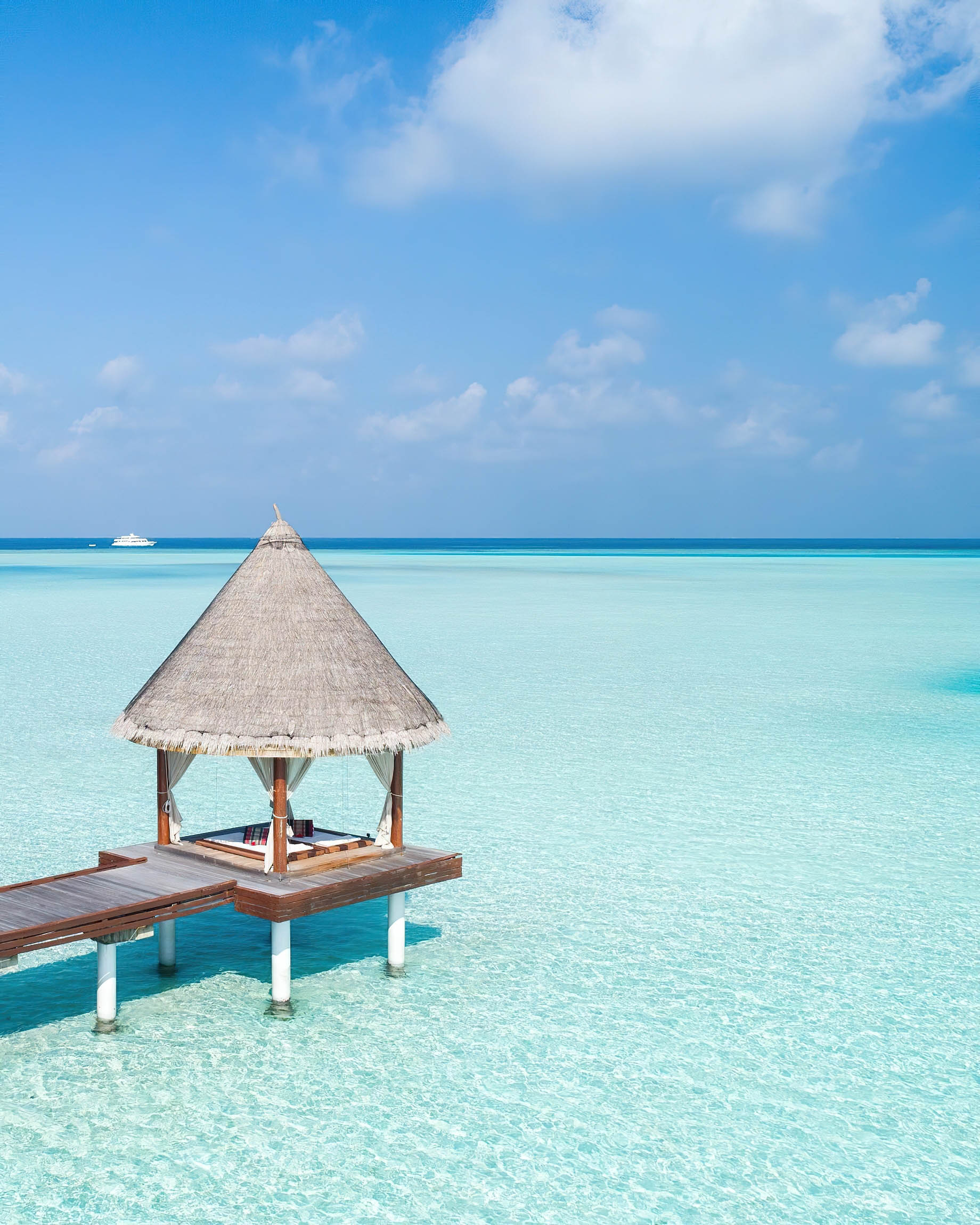 Anantara Thigu Maldives Resort – South Male Atoll, Maldives – Overwater Spa Ocean View