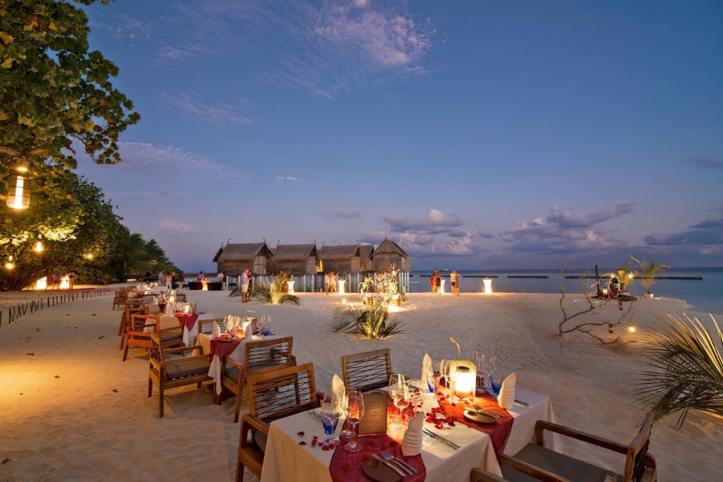 Constance Moofushi Resort - South Ari Atoll, Maldives - Outdoor Beach Sunset Dining