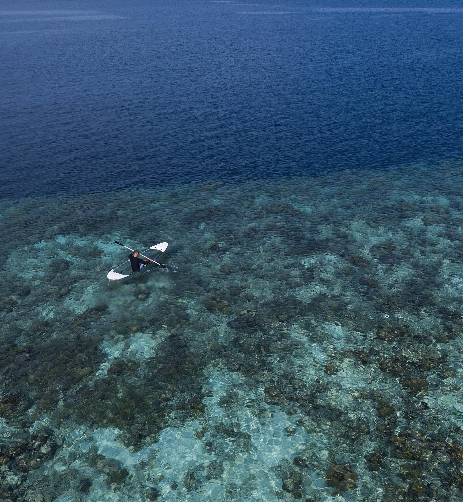 Anantara Kihavah Maldives Villas Resort - Baa Atoll, Maldives - Glass Kayak