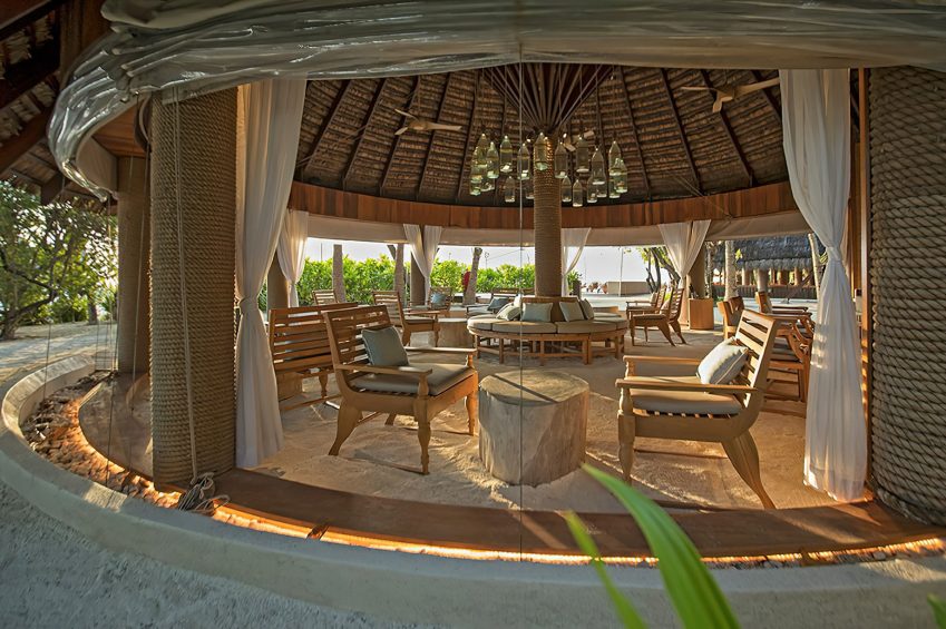 Constance Moofushi Resort - South Ari Atoll, Maldives - Outdoor Lounge