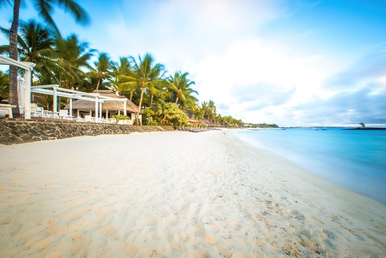 Constance Belle Mare Plage Resort - Mauritius - Beach