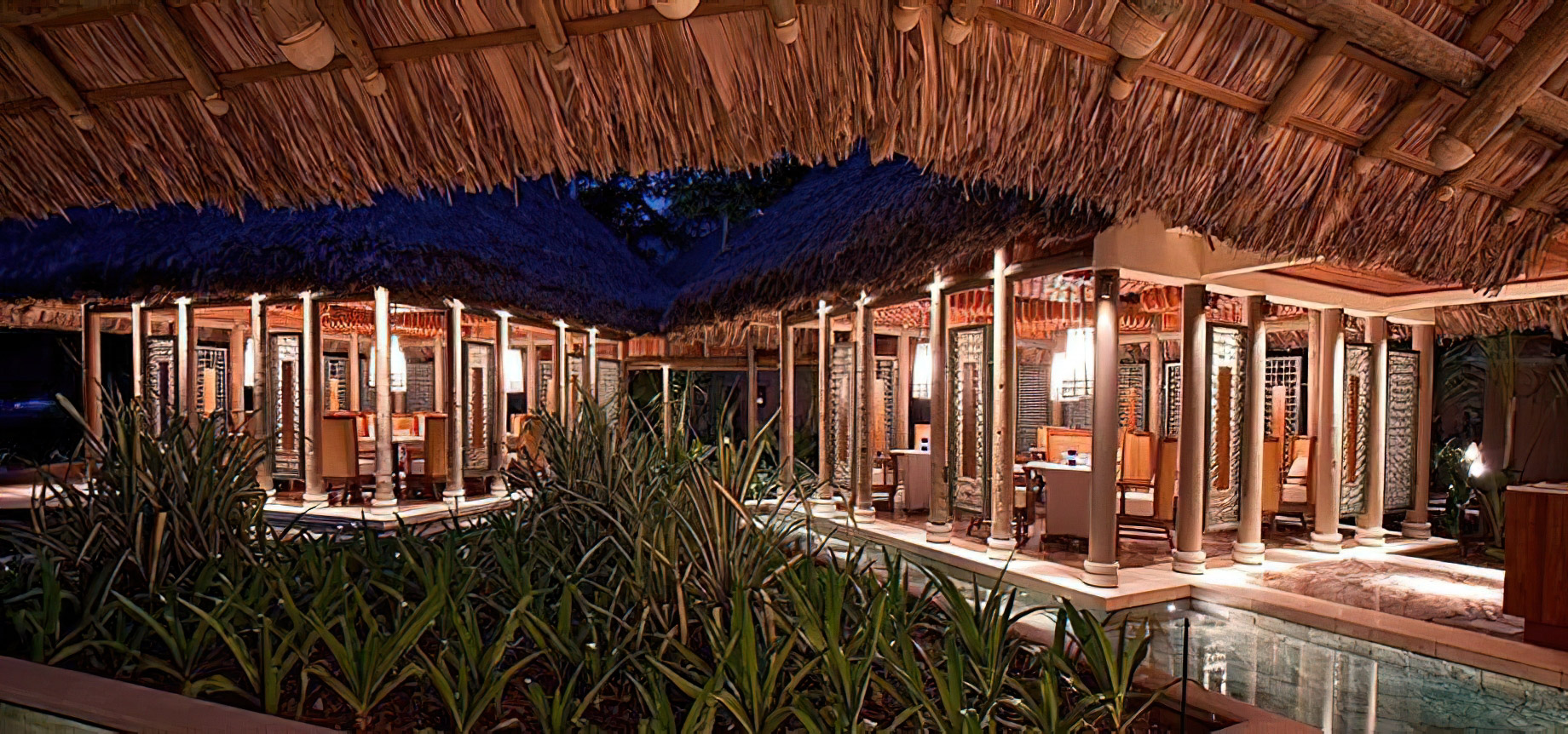 Constance Ephelia Resort – Port Launay, Mahe, Seychelles – Cyann Restaurant