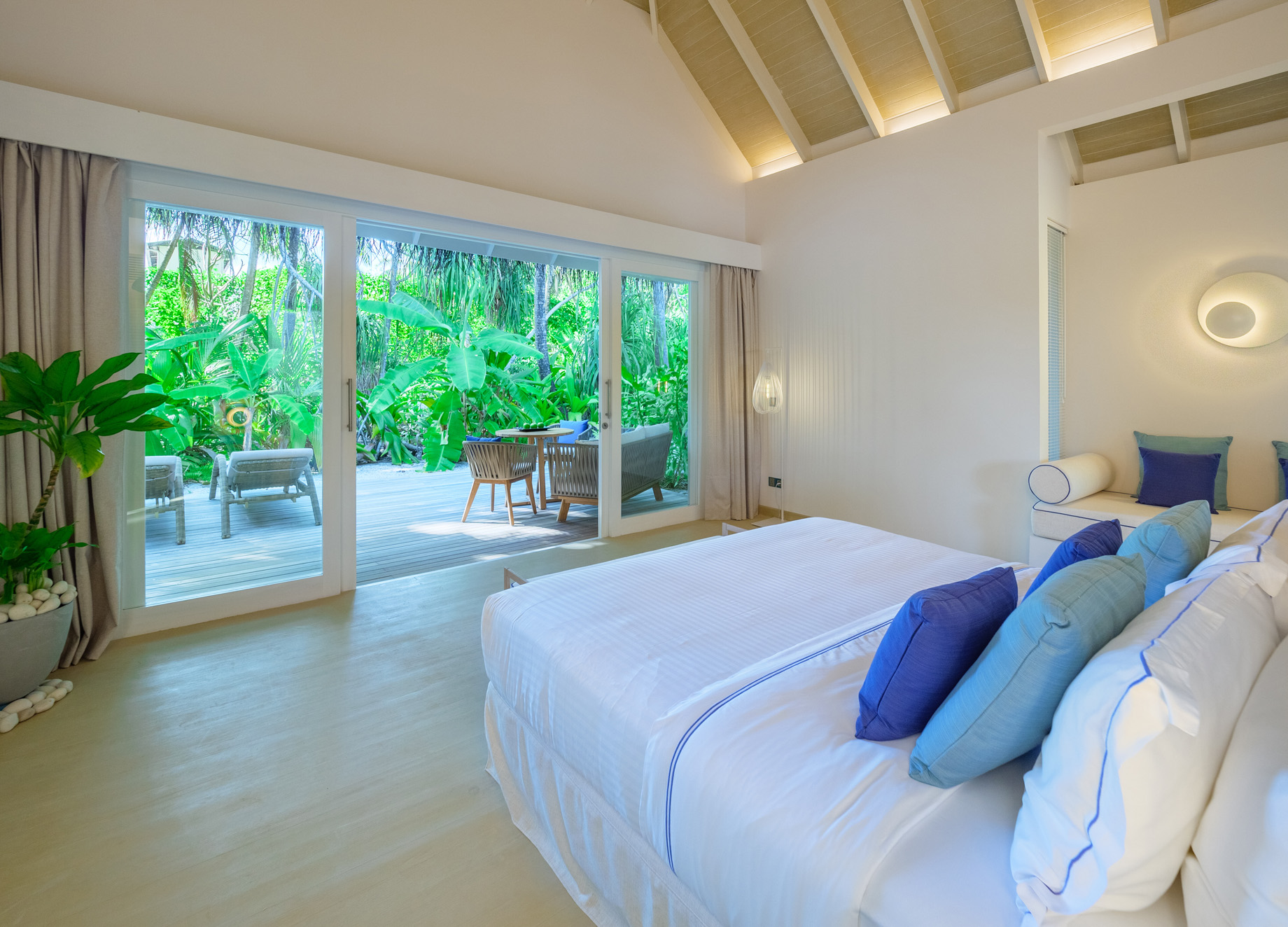Baglioni Resort Maldives – Maagau Island, Rinbudhoo, Maldives – Villa Interior