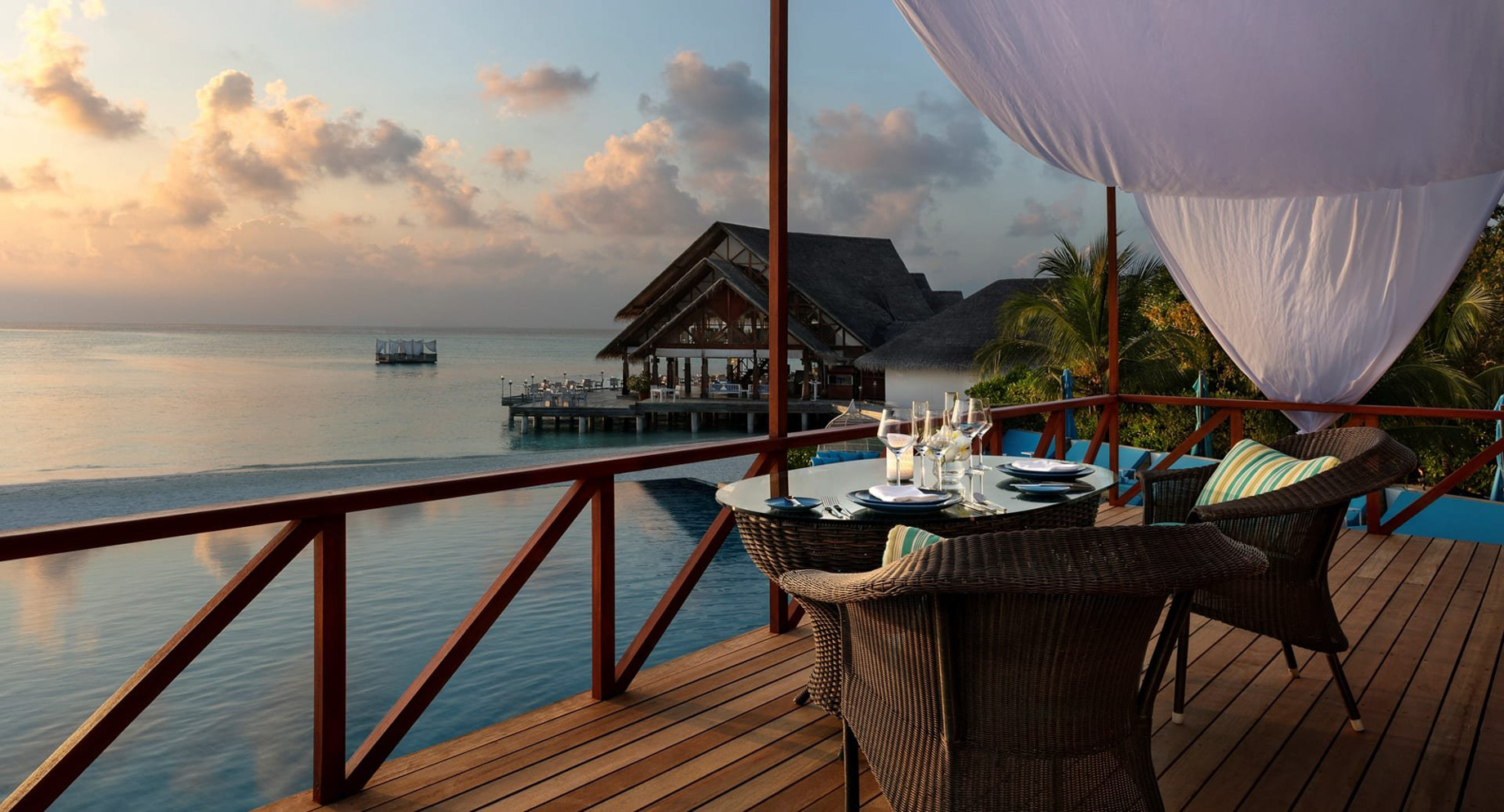 Anantara Thigu Maldives Resort – South Male Atoll, Maldives – Fushi Cafe Ocean View Dining