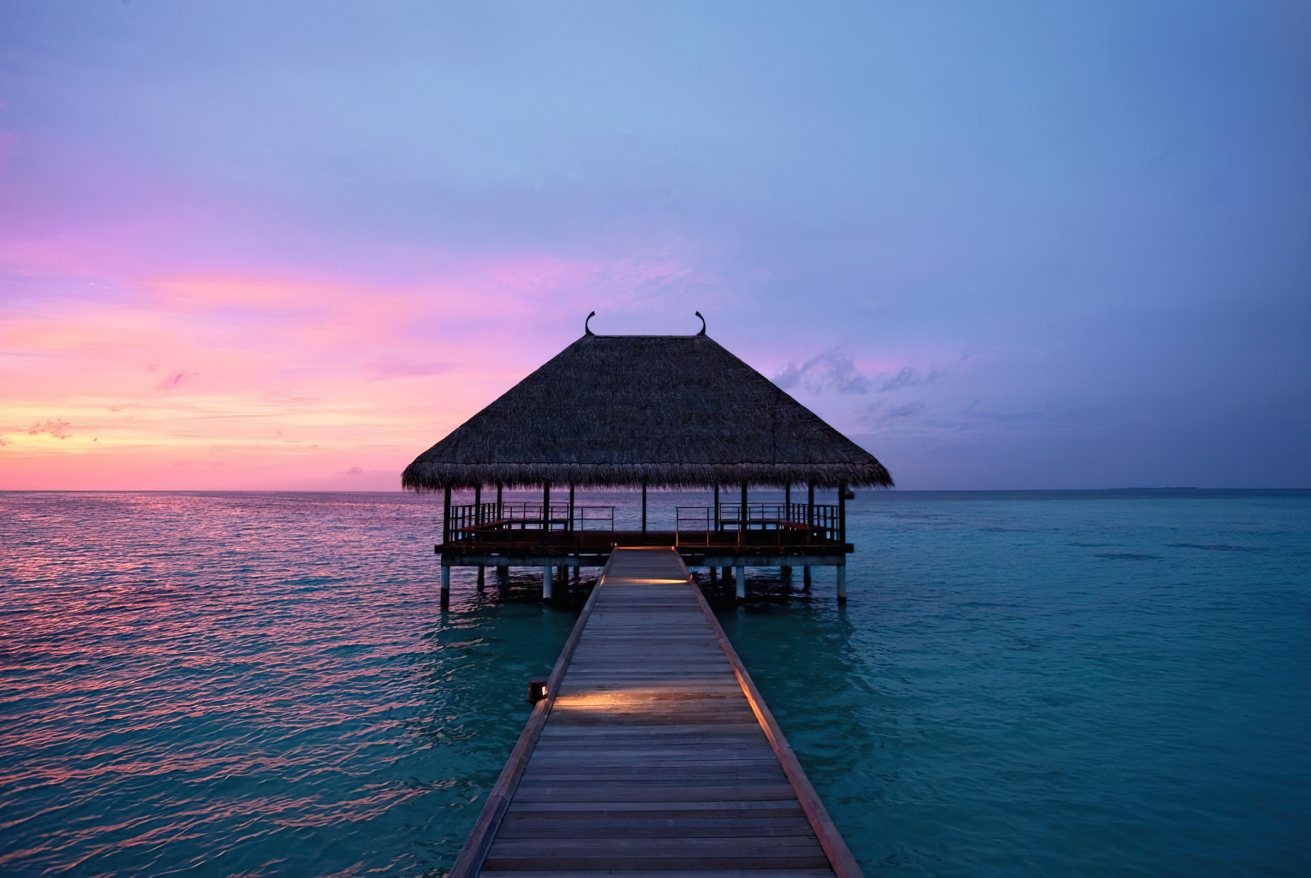 Constance Moofushi Resort - South Ari Atoll, Maldives - Honeymoon Jetty Sunset View