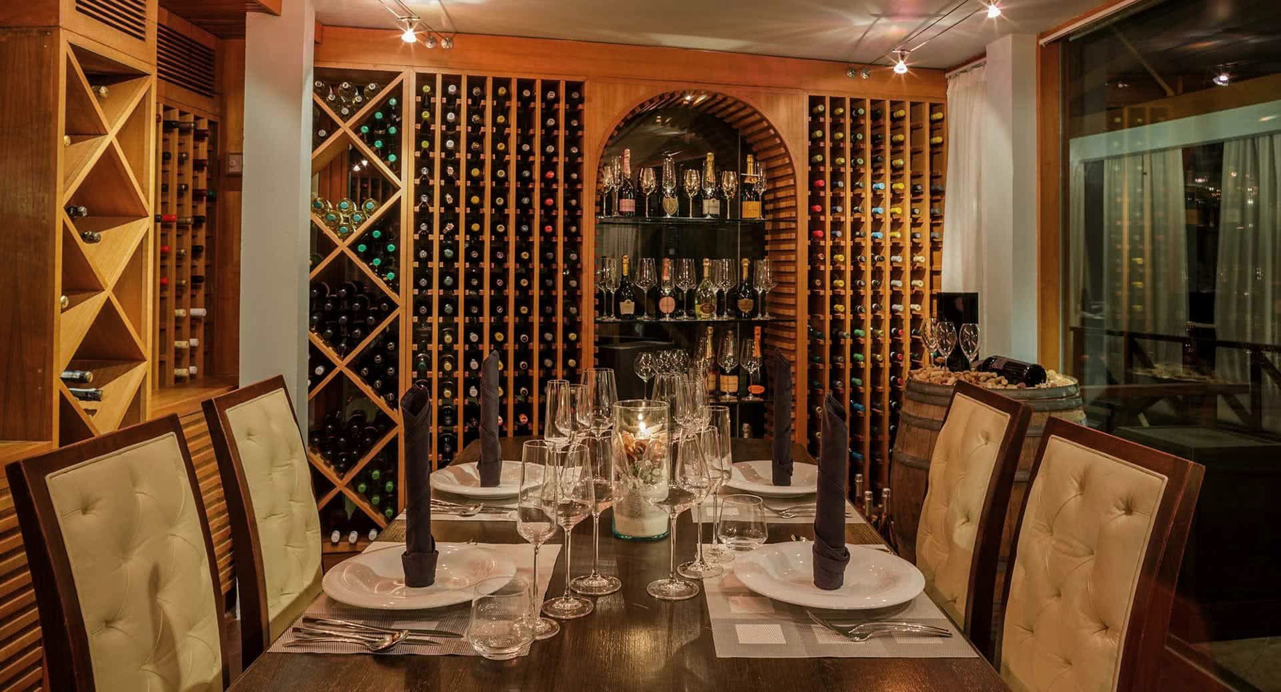 Anantara Thigu Maldives Resort - South Male Atoll, Maldives - Wine Room