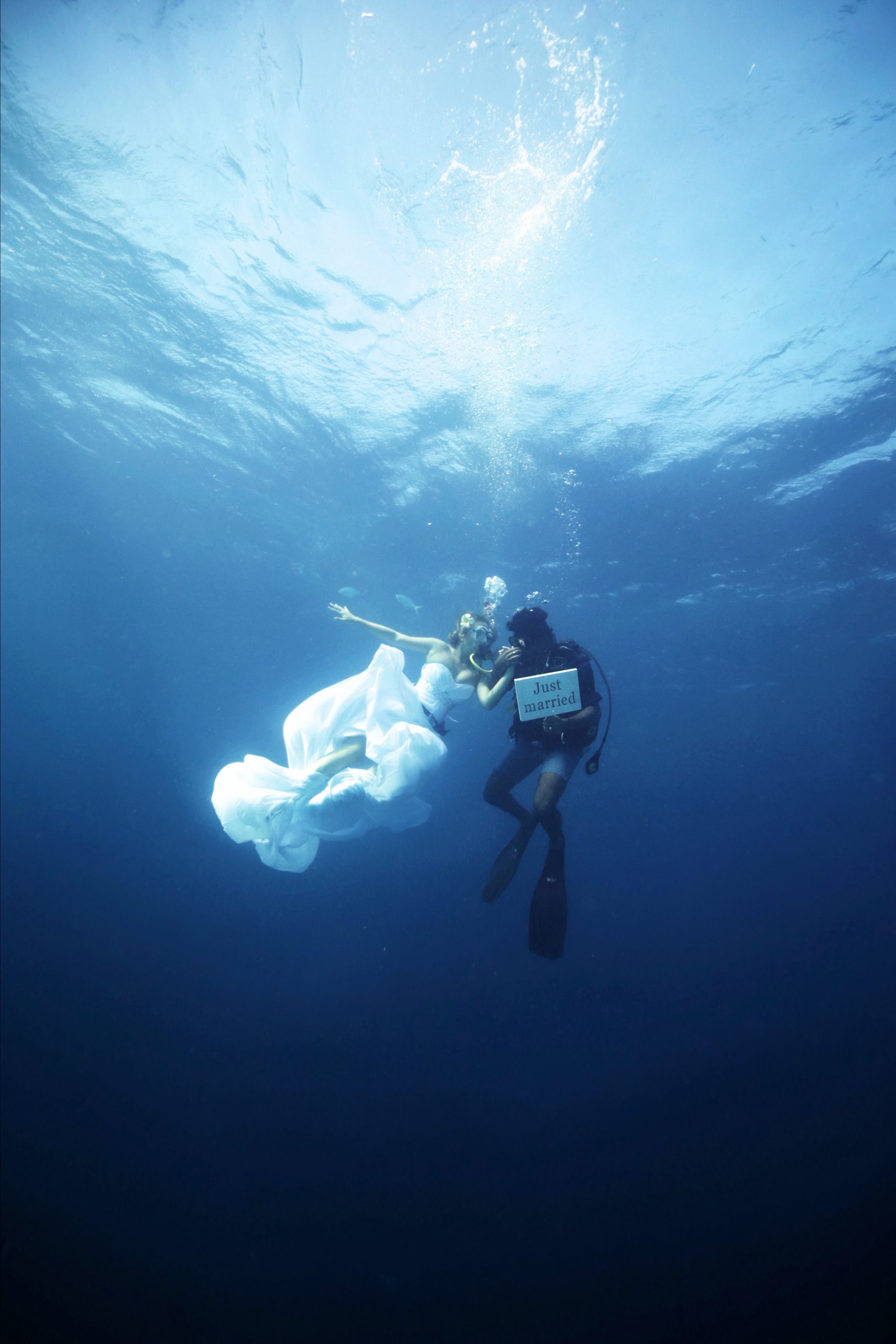 Anantara Kihavah Maldives Villas Resort - Baa Atoll, Maldives - Underwater Wedding