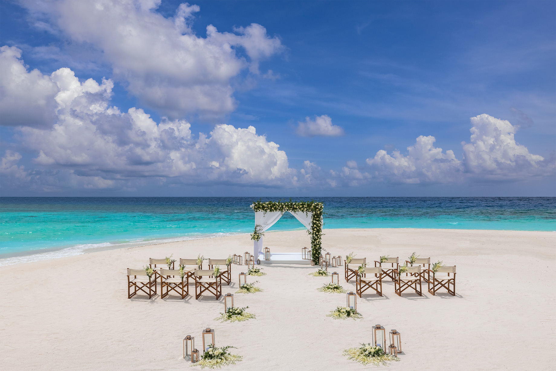 Anantara Kihavah Maldives Villas Resort - Baa Atoll, Maldives - Beach Wedding