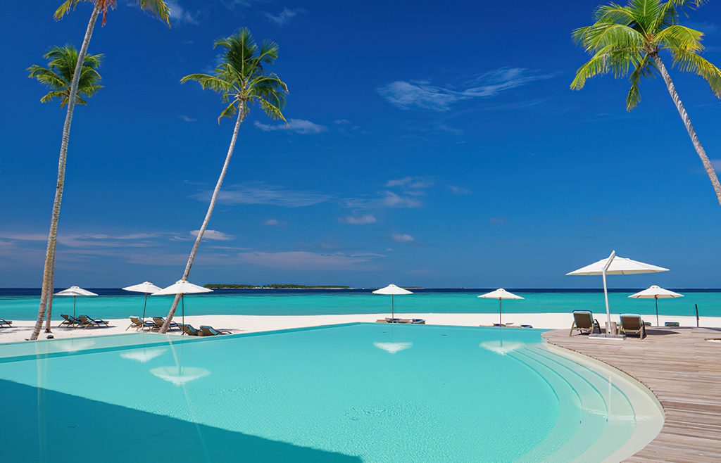 Baglioni Resort Maldives - Maagau Island, Rinbudhoo, Maldives - Infinity Pool Ocean View