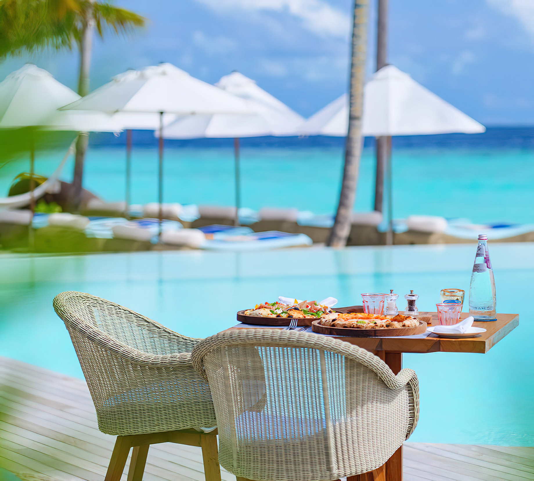 Baglioni Resort Maldives – Maagau Island, Rinbudhoo, Maldives – Pool Bar Dining Ocean View