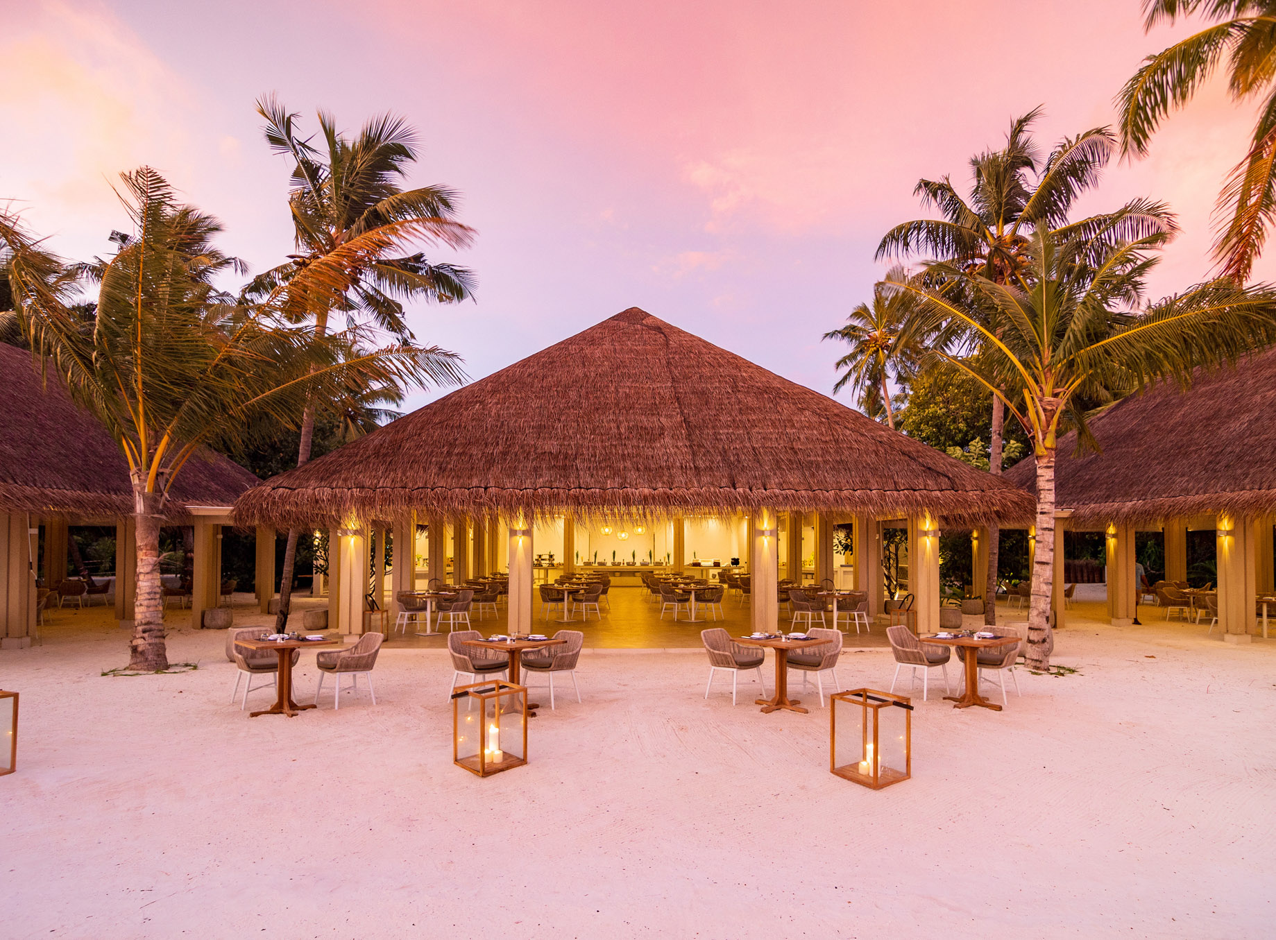 Baglioni Resort Maldives – Maagau Island, Rinbudhoo, Maldives – Taste Restaurant Sunset