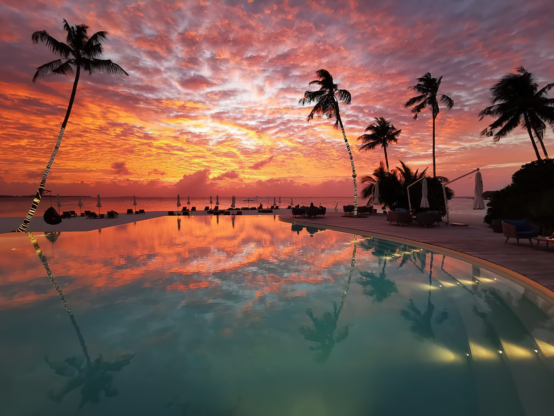 Baglioni Resort Maldives – Maagau Island, Rinbudhoo, Maldives – Pool Sunset