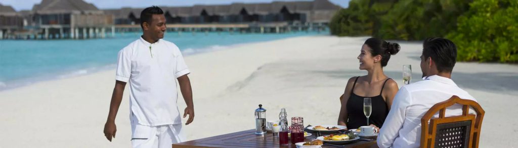 Anantara Kihavah Maldives Villas Resort - Baa Atoll, Maldives - Plates Restaurant Beach Dining