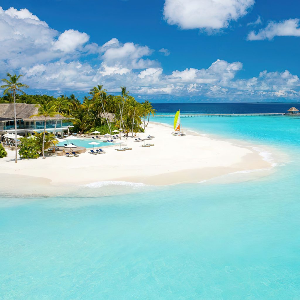 Baglioni Resort Maldives - Maagau Island, Rinbudhoo, Maldives - Beachfront Main Pool
