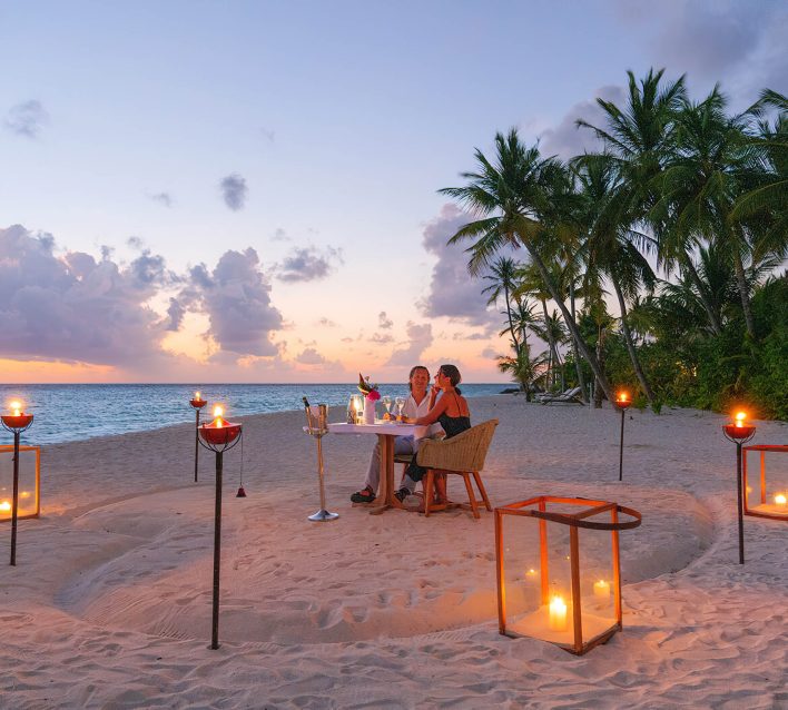Baglioni Resort Maldives - Maagau Island, Rinbudhoo, Maldives - Beach Dining Ocean View Sunset