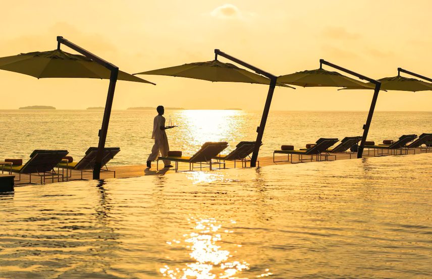 Anantara Kihavah Maldives Villas Resort - Baa Atoll, Maldives - Pool Ocean View Sunset