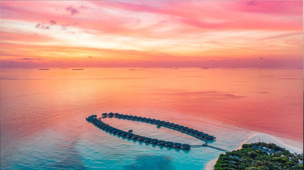 Anantara Kihavah Maldives Villas Resort - Baa Atoll, Maldives - Resort Ocean View Sunset