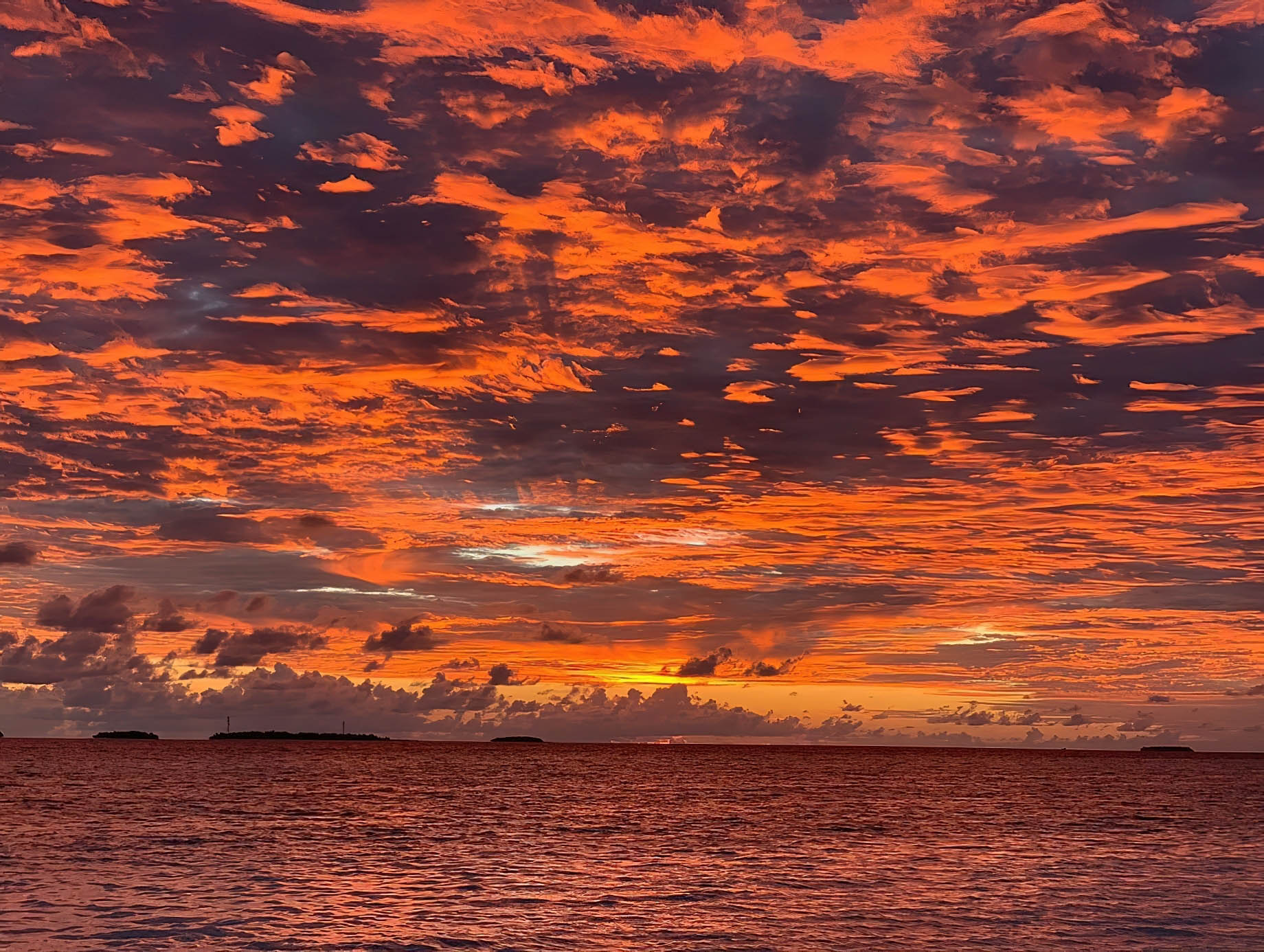 Anantara Kihavah Maldives Villas Resort - Baa Atoll, Maldives - Ocean View Sunset