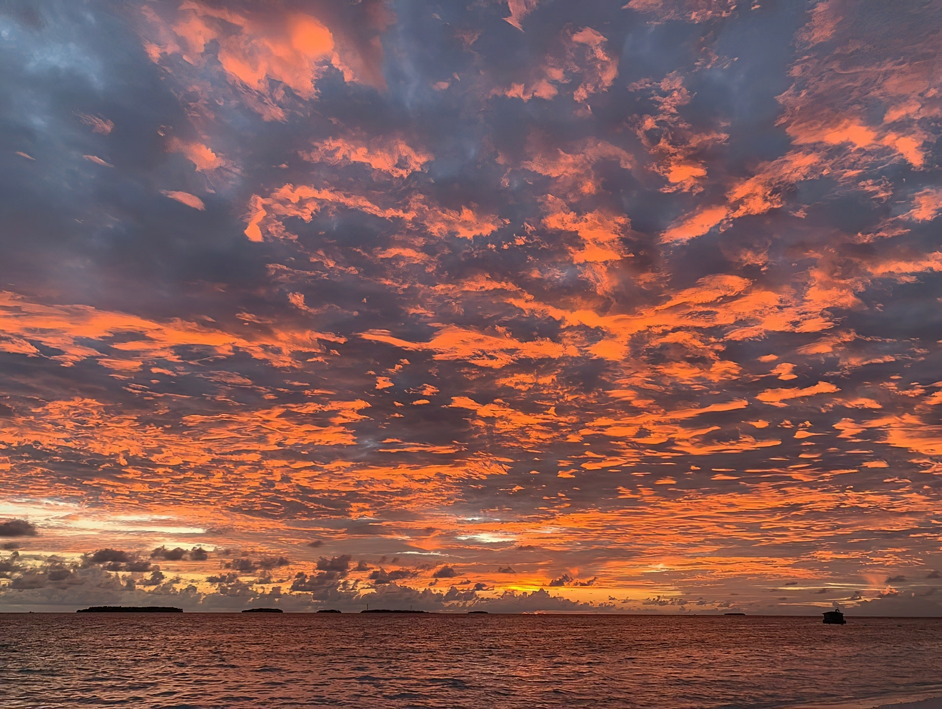 Anantara Kihavah Maldives Villas Resort - Baa Atoll, Maldives - Ocean View Sunset