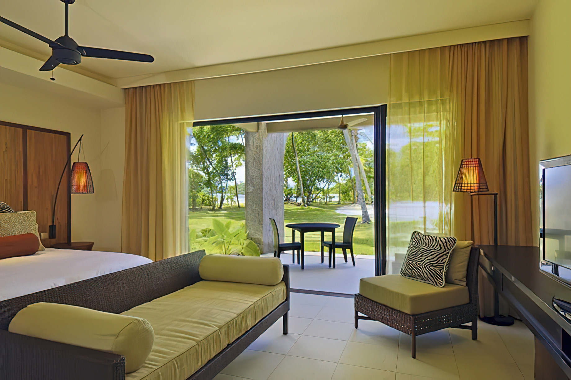 Constance Ephelia Resort - Port Launay, Mahe, Seychelles - Junior Suite