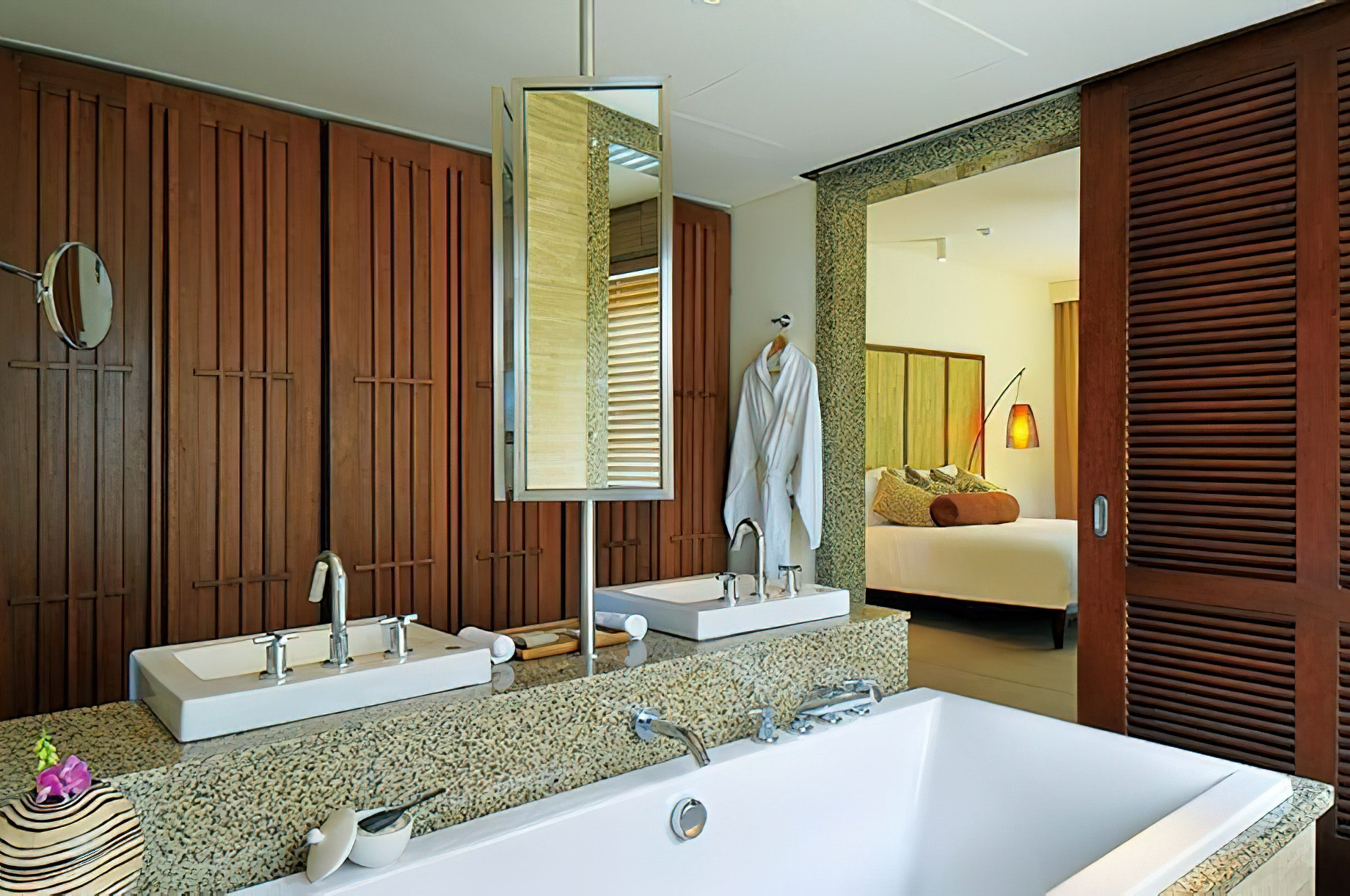 Constance Ephelia Resort – Port Launay, Mahe, Seychelles – Junior Suite Bathroom