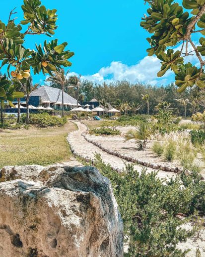 Anantara Iko Mauritius Resort & Villas - Plaine Magnien, Mauritius - Beach Path