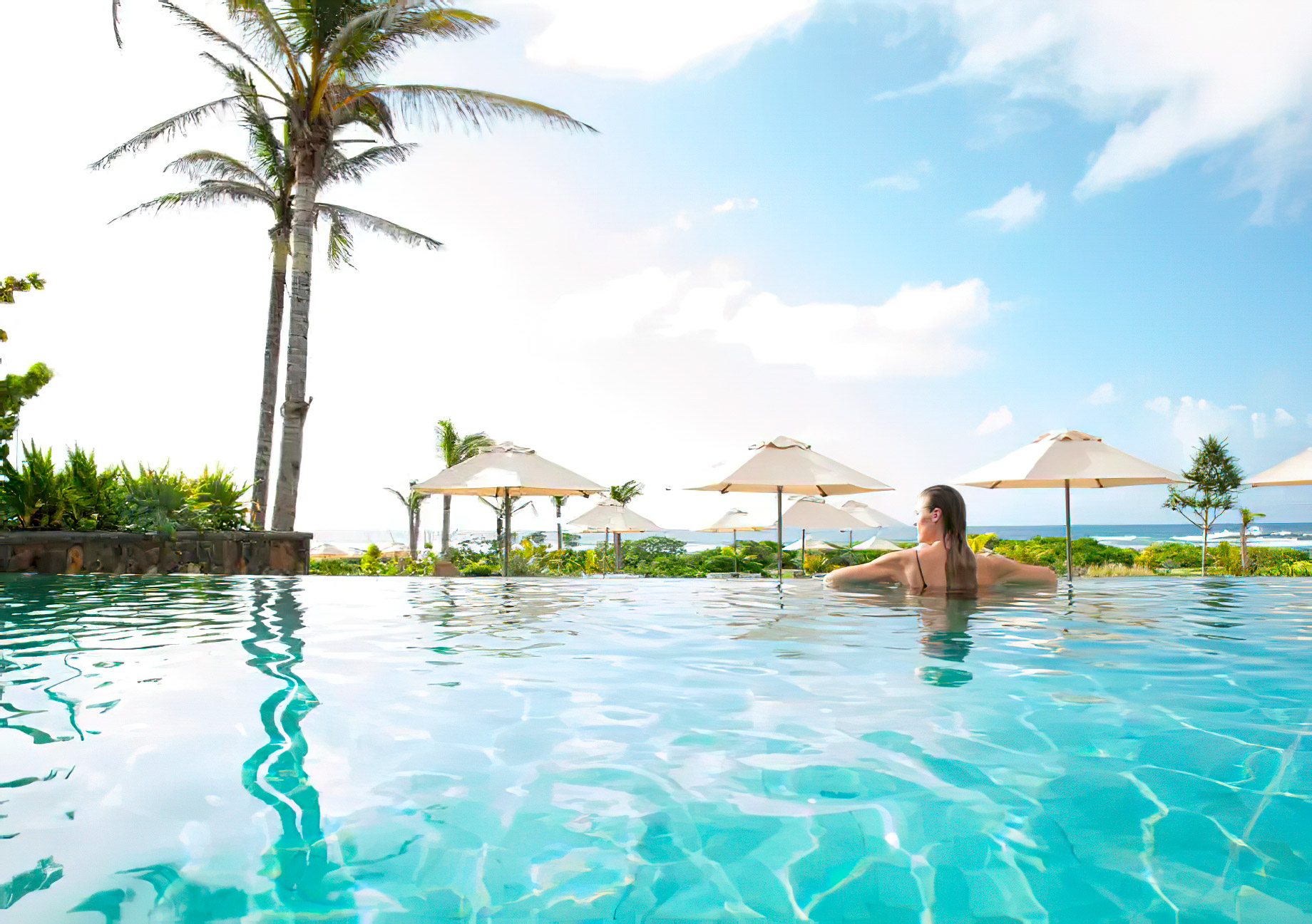Anantara Iko Mauritius Resort & Villas – Plaine Magnien, Mauritius – Infinity Pool