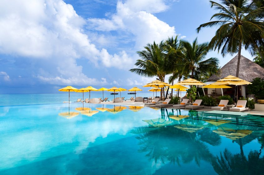 Niyama Private Islands Maldives Resort - Dhaalu Atoll, Maldives - Dune Beach Club Infinity Pool Ocean View