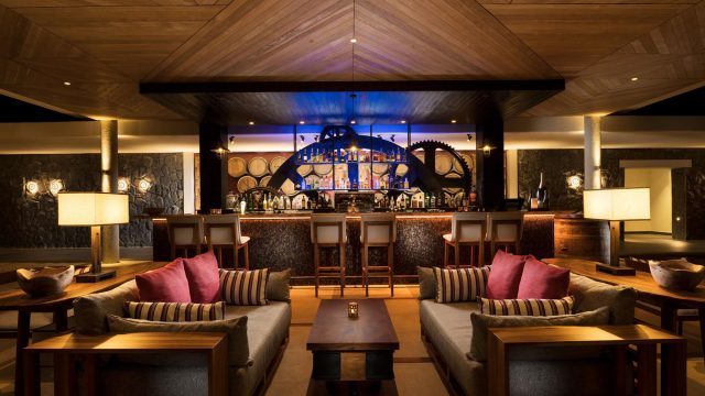 Anantara Iko Mauritius Resort & Villas - Plaine Magnien, Mauritius - Karokan Bar and Restaurant