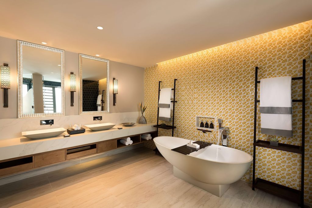Anantara Iko Mauritius Resort & Villas - Plaine Magnien, Mauritius - Ocean View Suite Bathroom