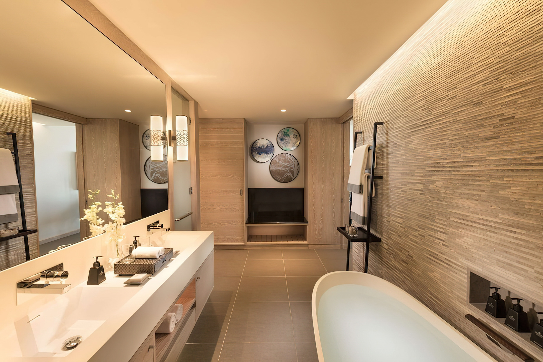 Anantara Iko Mauritius Resort & Villas - Plaine Magnien, Mauritius - Guest Bathroom